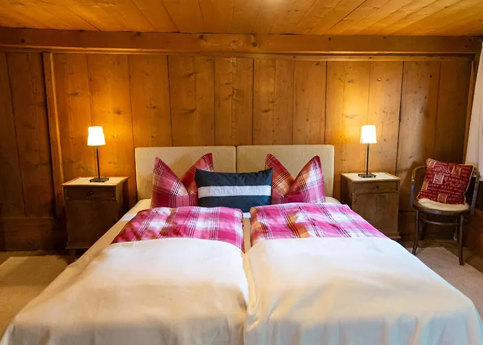 בית חווה Hof Zur Linde